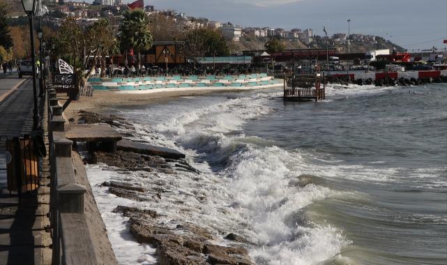 Tekirdağ'da deniz ulaşımına lodos engeli