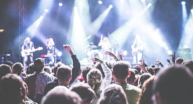 Ünlü rock grupları gelecek yıl İstanbul'da konser verecek