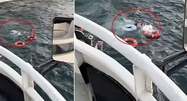 Üsküdar'da feribottan denize düşen kadının kurtarılması kamerada