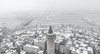 AKOM'dan İstanbul'da yılbaşı için karla karışık yağmur ve don uyarısı