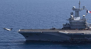 Fransa yeni uçak gemisini 2038'e kadar inşa edeceğini duyurdu