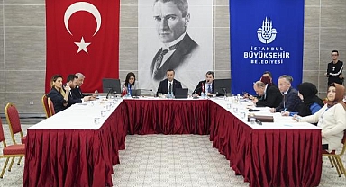 İBB ihalesini gerçekleştirdiği 250 taksi plakasından 98'ini sattı