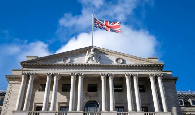 İngiltere Merkez Bankası, yapay zeka hisselerindeki yüksek değerlemelere karşı uyardı