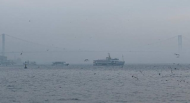 İstanbul Boğazı ve çevresinde sis etkili oldu