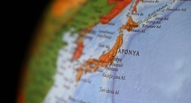 Japonya'da 7,5 büyüklüğündeki depremin ardından verilen