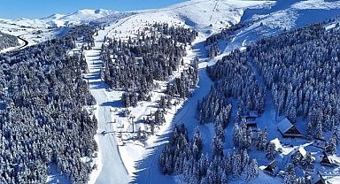 Ordu'daki Çambaşı Kayak Merkezi'nde sezon açıldı