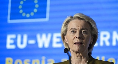 AB Komisyonu Başkanı von der Leyen bir kez daha güven tazeledi