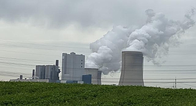 Almanya'da karbon emisyonları binalar ve ulaşım nedeniyle 2025'te sadece yüzde 1,5 düştü