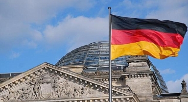 Almanya'da şirketlerin ihracat beklentileri yılın başında iyileşti