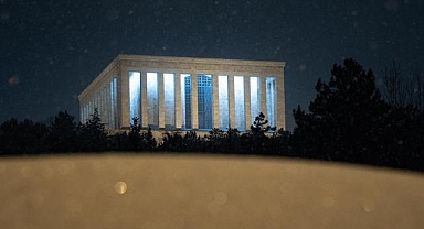 Ankara'da yeni yılın ilk gününde kar yağışı etkili oluyor