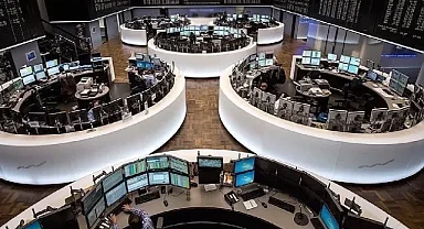 Avrupa borsaları yılın ilk işlem gününde pozitif seyrediyor