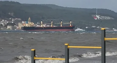 Çanakkale Boğazı gemi arızası nedeniyle transit gemi geçişlerine kapatıldı