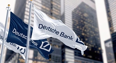 Almanya'nın en büyük bankası Deutsche Bank 2025'te karını ikiye katladı