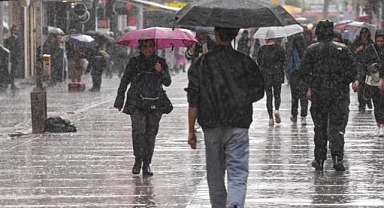 Edirne'de kuvvetli sağanak etkili oluyor