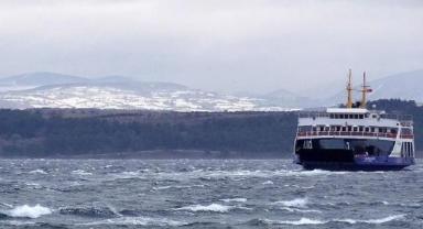 Gökçeada ve Bozcaada feribot seferleri fırtına nedeniyle bugün yapılamayacak