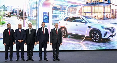 Halkbank elektrikli araç ve şarj ekosistemi temsilcilerini buluşturdu