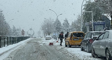 Meteorolojiden Orta ve Doğu Karadeniz için kuvvetli kar yağışı uyarısı