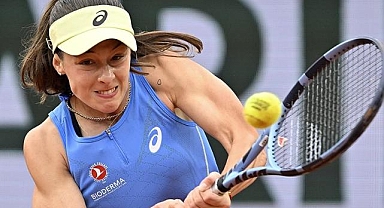 Milli tenisçi Zeynep Sönmez, Avustralya Açık elemelerinde 2. tura yükseldi