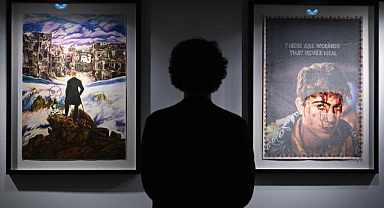 Türk sanatçı Aygeç'in