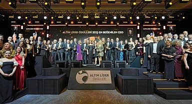 Altın Lider Ödülleri kapsamında 2025'in en beğenilen CEO'ları ödüllerini aldı