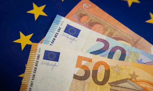 Avro Bölgesi'nde yıllık enflasyon ocakta yüzde 1,7 oldu