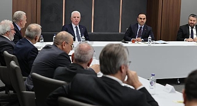 Bakan Kacır, İstanbul'daki organize sanayi bölgelerinin başkanlarıyla bir araya geldi: