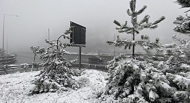 Bolu Dağı'nda kar yağıyor