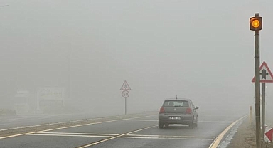 Bolu Dağı'nda sis etkili oldu