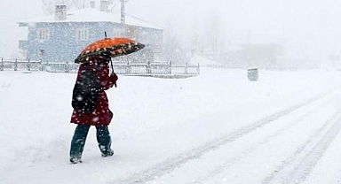 Erzincan'da eğitime kar engeli