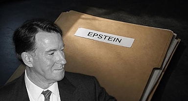 İngiltere'nin eski Washington Büyükelçisi, Epstein bağlantıları nedeniyle İşçi Partisi üyeliğinden istifa etti