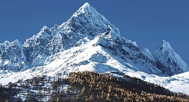 İtalya'da farklı noktalarda çığ düşmesi sonucu 4 kişi öldü