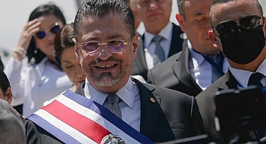 Kosta Rika'da devlet başkanı seçiminde iktidarın adayı Fernandez önde gidiyor