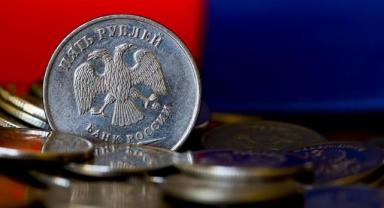 Rus bankalarının net karı 2025’te 3,5 trilyon rubleye geriledi