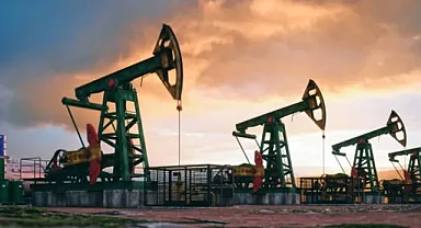 ABD Ham Petrol Stoklarında Beklentiyi Aşan Artış: +6,2 Milyon Varil