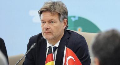 Almanya Ekonomi Bakanı Reiche enerji altyapısına saldırıların küresel etkilerine dikkati çekti