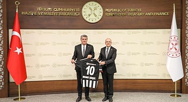 Beşiktaş Başkanı Adalı'dan Hazine ve Maliye Bakanı Şimşek'e ziyaret