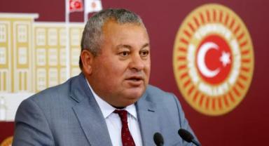 CHP İstanbul Milletvekili Cemal Enginyurt trafik kazası geçirdi