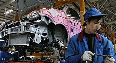 Çin'de sanayi şirketlerinin karı yılın ilk 2 ayında yüzde 15,2 arttı