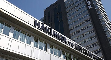 HSK Kararnamesiyle 12 hakim ve savcının görev yeri değişti