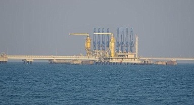 İran, Bangladeş'e ait petrol tankerlerinin Hürmüz Boğazı'ndan geçişine izin verdi