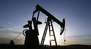 İtalya, petrol rezervlerinden 9,9 milyon varili piyasaya sürecek