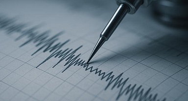 Pasifik'teki ada ülkesi Vanuatu'da 7,3 büyüklüğünde deprem