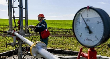 Petrol fiyatları 100 dolar seviyesine geriledi