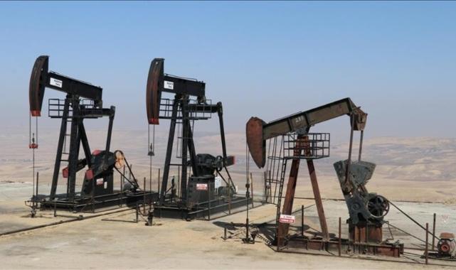 ABD'nin ticari ham petrol stokları 900 bin varil azaldı