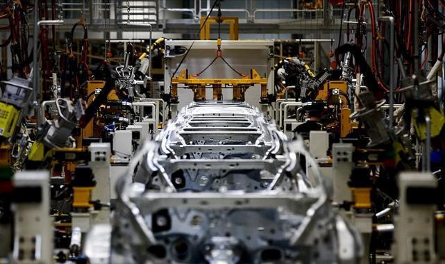 Almanya’da Sanayi Üretimi Şubatta Beklentiyi Ters Köşe Yaptı: Yüzde 0,3 Daralma