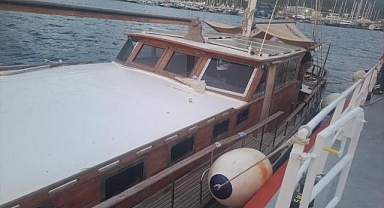 Bodrum'da su alan teknedeki 3 kişi kurtarıldı