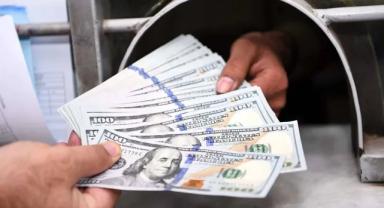 Döviz Kurları Güne Yatay Başladı: Dolar 44,47 TL, Euro 51,62 TL Seviyesinde