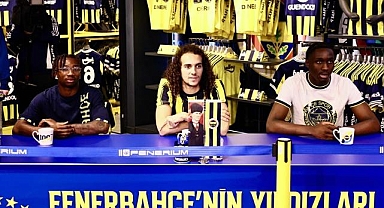 Fenerbahçeli futbolcular Guendouzi, Nene ve Cherif, taraftarlarla buluştu