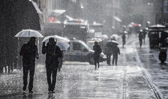 İstanbul'da yarın akşamdan itibaren kuvvetli yağış bekleniyor