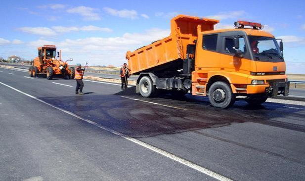 Kara Yollarında Çalışmalar Sürüyor: Sürücülere “Dikkatli Olun” Uyarısı